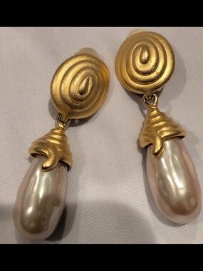 Gold-Tone Pearl Drop Earrings - Elegant Women Jewelry